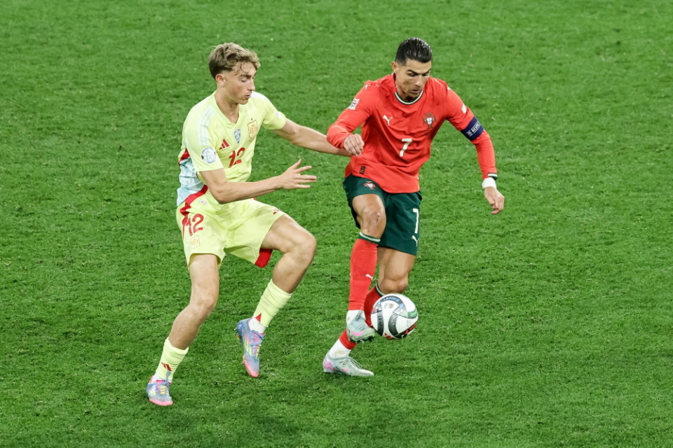 伍树立了一 伍树立了一